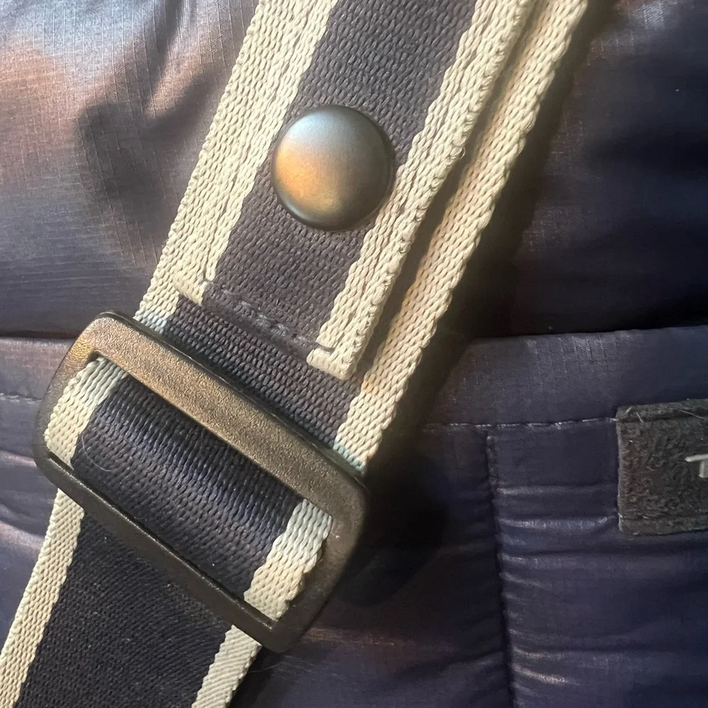 Targus Navy Blue Crossbody Netbook Bag